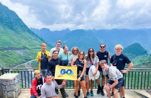 Ha Giang Hotel | HagiangGo Hostel-Motorbikes rental and Tour