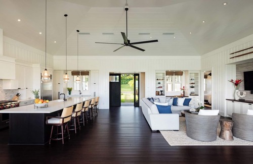 Poipu House | Hale Ho'oli: Luxurious Sea-View Villa + Pool/Spa