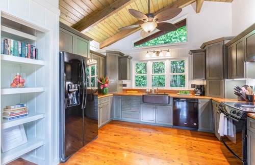 Wainiha Cottage | Hale Koolau Treehouse, Charming Getaway TVR #1018