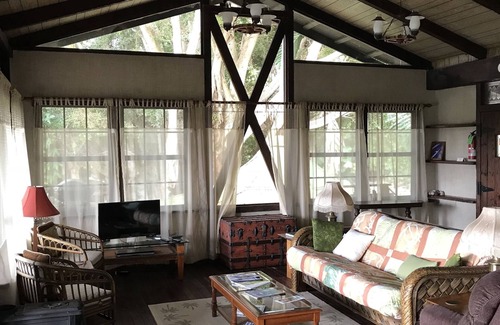 Kailua-Kona House | Hale Maluhia Country Inn
