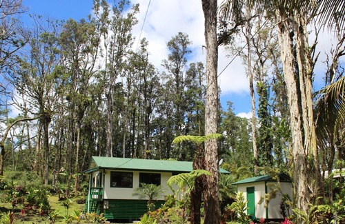 Nanawale Estates House | Hale Ohia Nui Relax in complete privacy in a tropical forest