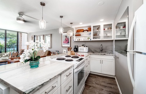 Haleiwa Condo | Haleiwa Beachfront Condo. Perfect Peaceful Paradise!