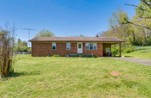 Hayesville House | half Mi to Dtwn Dining! Cozy Hayesville Hideaway