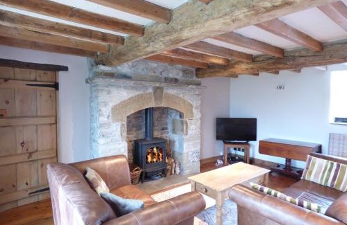 Earl Sterndale House | Hall End Barn