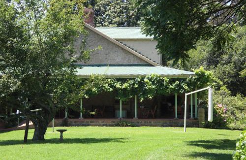 Curry's Post Hotel | Halliwell Country Inn