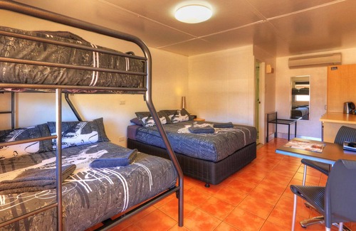 Halls Creek Hotel | Halls Creek Motel