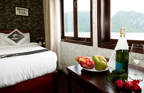 Ha Long Boat Rental | Halong Phoenix Cruiser