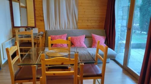 Orelle Apartment | Hameau 2 006 - SPA & PISCINE appartement 6 pers