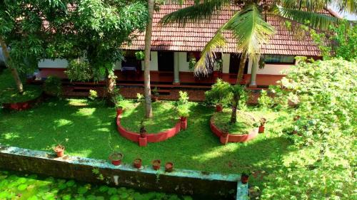 Alappuzha Hotel | Hamlet Beach Villas Alleppey