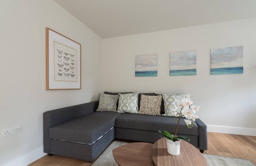 Windsor Apartment | Hampden Apartments - the Diana
