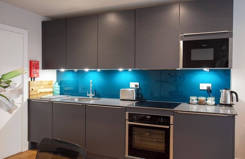 Windsor Apartment | Hampden Apartments - The Edward