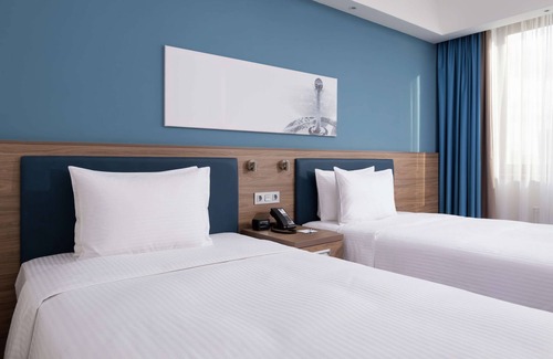 Yesil District Hotel | Hampton by Hilton Astana Triumphal Arch