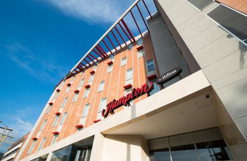 Usaquen Hotel | Hampton by Hilton Bogota Usaquen