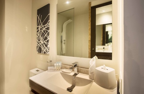 David Hotel | Hampton by Hilton David