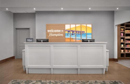 Vero Beach Hotel | Hampton Inn and Suites by Hilton Vero Beach-Downtown
