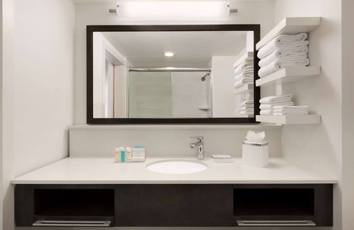 Buckhead Hotel | Hampton Inn Atlanta Buckhead