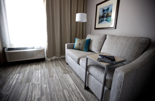 Blue Ash Hotel | Hampton Inn Blue Ash/Cincinnati