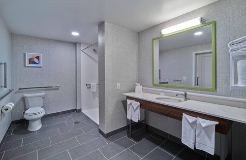 Medical Center Hotel | Hampton Inn by Hilton Omaha UN Medical Center Area