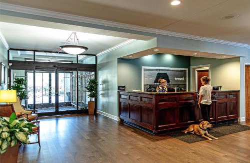 Charleston Hotel | Hampton Inn Charleston-Daniel Island