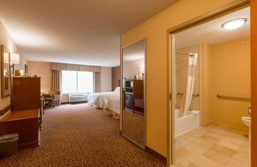 Goshen Hotel | Hampton Inn Goshen