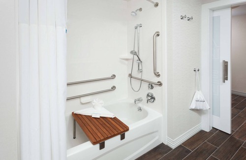 West Kennebunk Hotel | Hampton Inn Kennebunk Kennebunkport