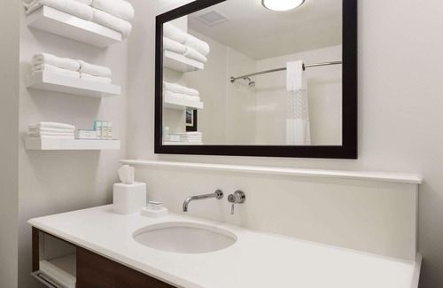 Tri-Cities Hotel | Hampton Inn Kennewick at Southridge