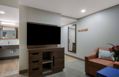 Linden Hotel | Hampton Inn Linden