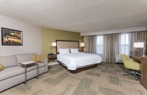 Mount Pleasant Hotel | Hampton Inn Mt. Pleasant