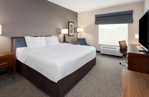 Nashville Hotel | Hampton Inn Nashville Airport Century Place, TN