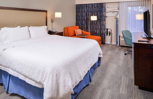 SeaTac Hotel | Hampton Inn Seattle-Airport