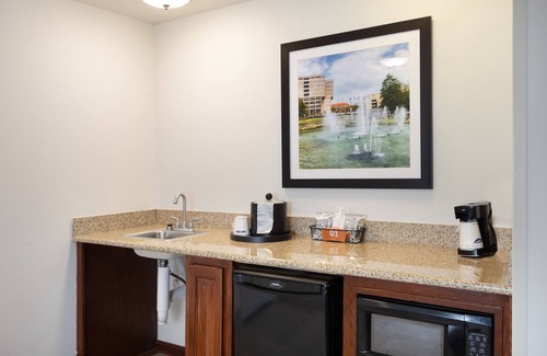 Baton Rouge Hotel | Hampton Inn & Suites Baton Rouge - I-10 East