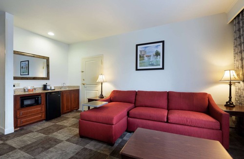 Baton Rouge Hotel | Hampton Inn & Suites Baton Rouge - I-10 East