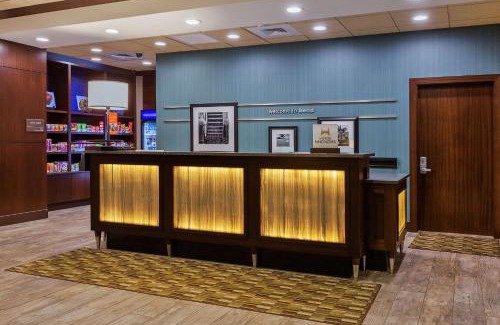 Southern Crossing Hotel | Hampton Inn & Suites Bend