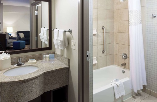 Boise Hotel | Hampton Inn & Suites Boise-Downtown
