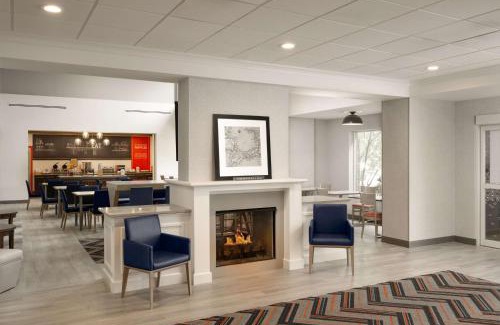 West Yarmouth Hotel | Hampton Inn & Suites - Cape Cod/West Yarmouth