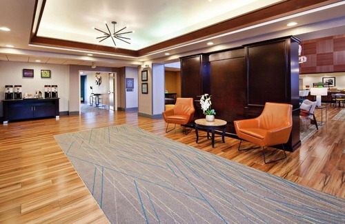 Chino Hills Hotel | Hampton Inn & Suites Chino Hills