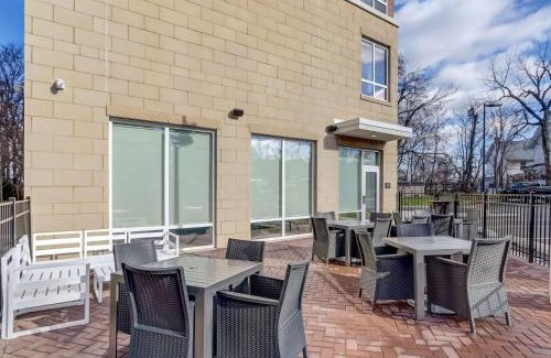 Hyde Park Hotel | Hampton Inn & Suites Cincinnati Midtown Rookwood