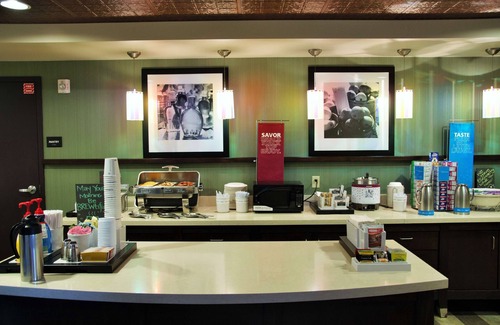 Corryville Hotel | Hampton Inn & Suites Cincinnati/Uptown-University Area