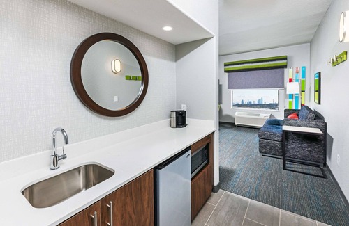West Dallas Hotel | Hampton Inn & Suites Dallas I-30 Cockrell Hill