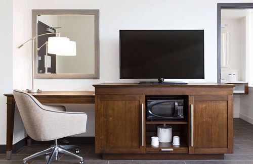 Downtown Dallas Hotel | Hampton Inn & Suites Dallas Downtown