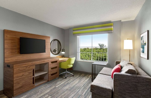 Hollywood Hotel | Hampton Inn & Suites Ft. Lauderdale Arpt/South Cruise Port