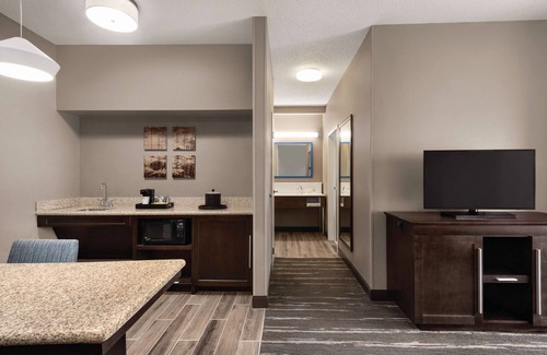 Fort Wayne Hotel | Hampton Inn & Suites Ft. Wayne-North