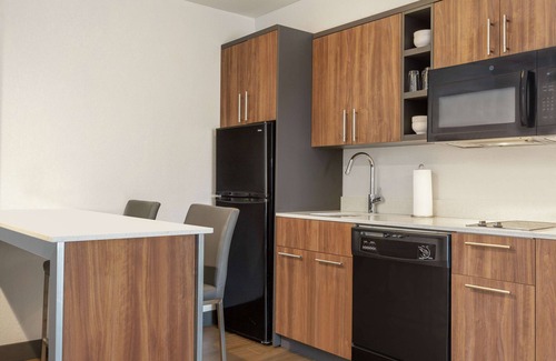 Houston Hotel | Hampton Inn & Suites Houston-Cypress Station