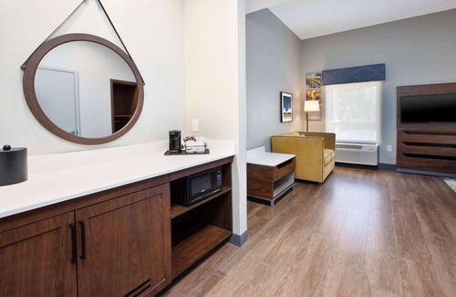 Arcadia Hotel | Hampton Inn & Suites Spartanburg-I-26-Westgate Mall