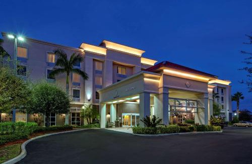 Stuart Hotel | Hampton Inn & Suites Stuart-North