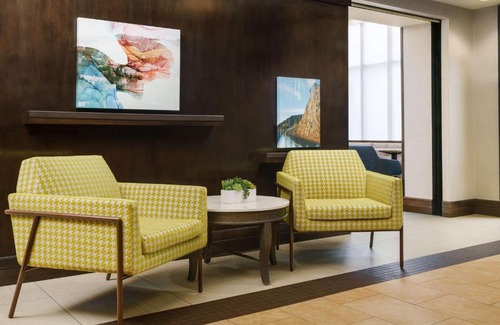 Newbury Park Hotel | Hampton Inn & Suites Thousand Oaks