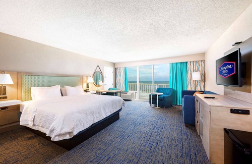 Northeast Virginia Beach Hotel | Hampton Inn Virginia Beach-Oceanfront North