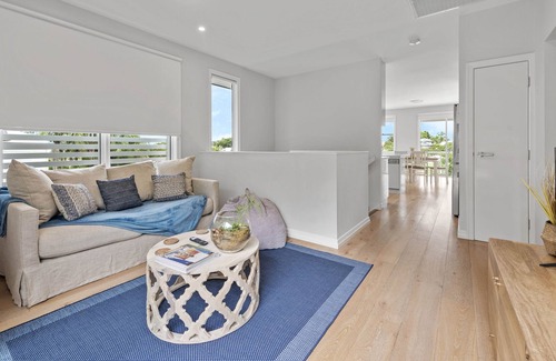 Auchenflower House | Hamptons Town Home~3Bed/2.5Bath/2Car~Auchenflower