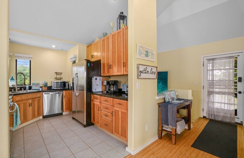 Princeville Villa | Hanalei Bay Villa Cottage 2Br 2Ba with Mountain Views HBV24