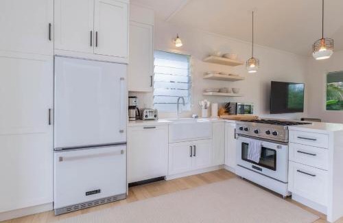 Hanalei House | Hanalei Beachfront Cottage home